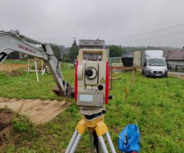 tyczenie-budynku-geodeta-tarnow (20).jpg